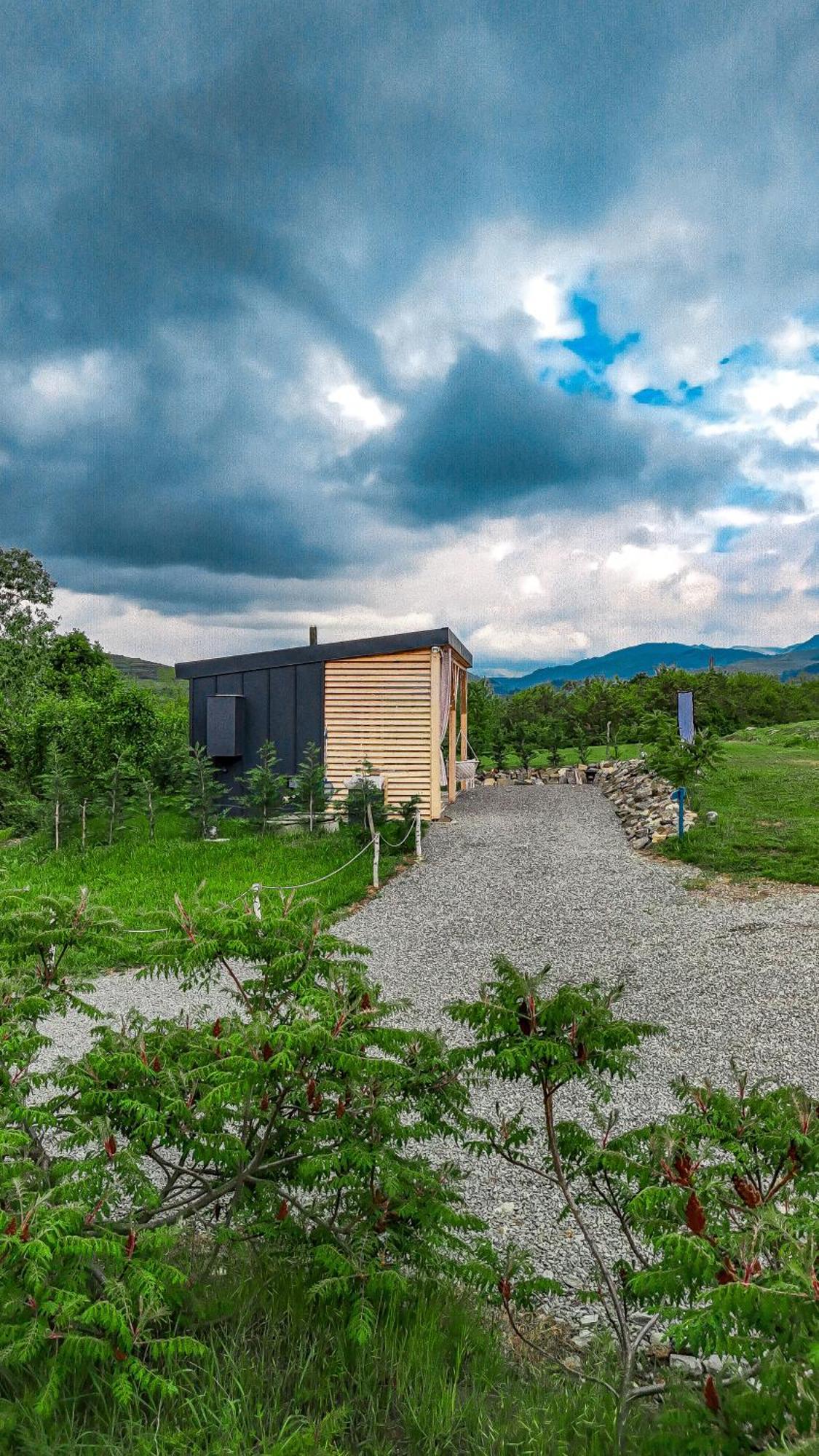 Villa Kubiq Transalpina Petresti Exterior foto